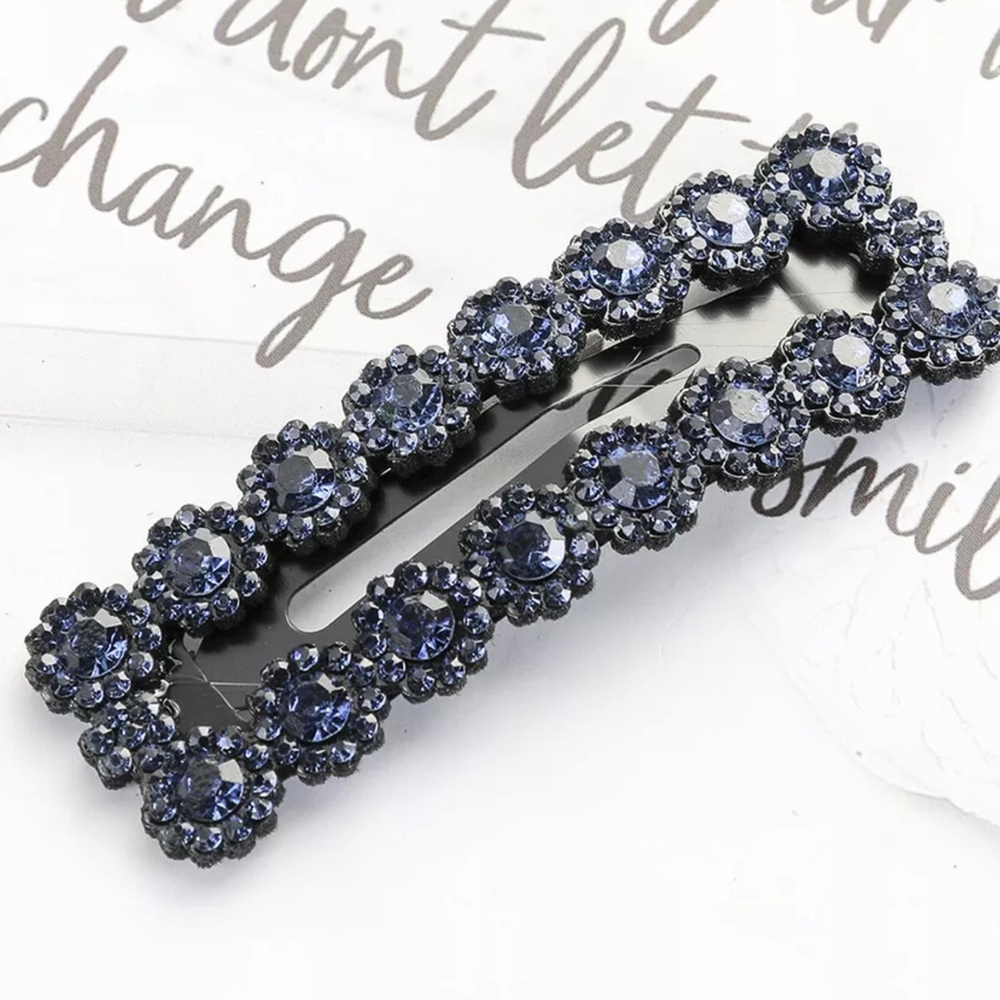 GIFT MOTHER’S DAY SEXY HAIR CLIP BLACK WITH NAVY - Picture 5 of 8
